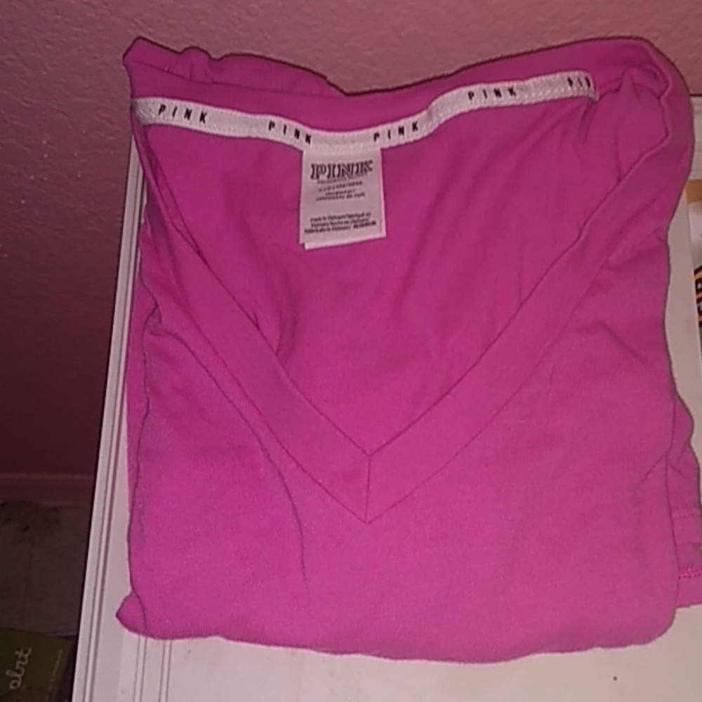 Vs Tee